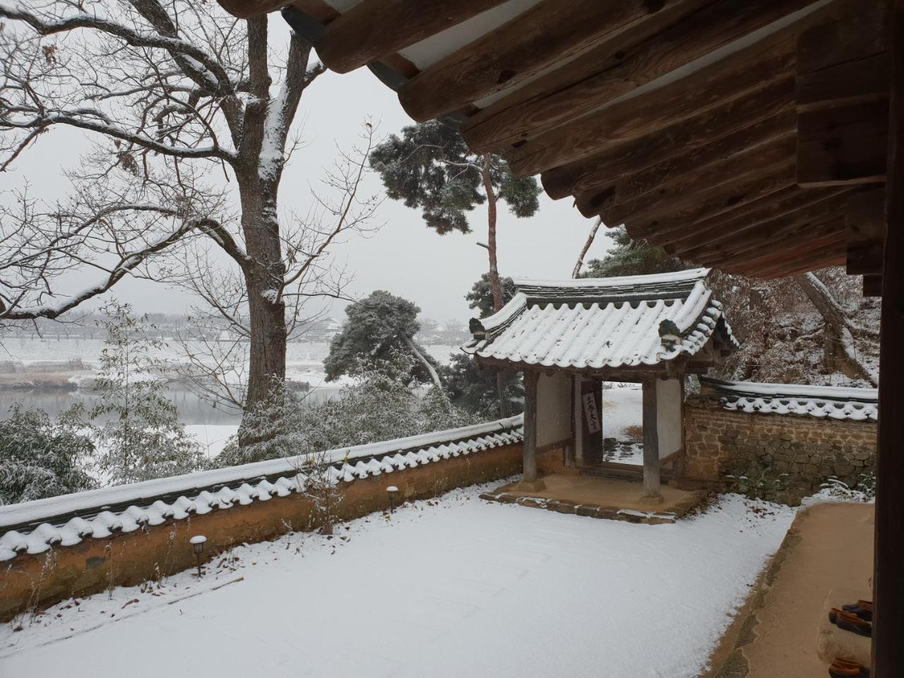 Okyeon Jeongsa Bed and Breakfast Andong Exteriör bild